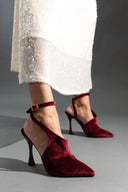 Γόβες μυτερές ασύμμετρες από velvet ύφασμα TFP - Burgundy - thefashionproject.gr - TFP