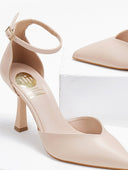 Γόβες μυτερές με μπαρέτα TFP - Nude - thefashionproject.gr - TFP