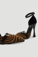 Γόβες μυτερές με οικολογικό ponyskin TFP - Μαύρο/Μπεζ - thefashionproject.gr - TFP