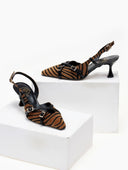 Γόβες μυτερές slingback από συνθετικό ponyskin TFP - Μαύρο/Μπεζ - thefashionproject.gr - TFP
