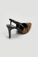 Γόβες Slingback μυτερές ponyskin TFP - Zebra - thefashionproject.gr - TFP