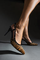Γόβες Slingback μυτερές ponyskin TFP - Zebra - thefashionproject.gr - TFP