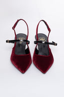 Γόβες μυτερές slingback από ύφασμα velvet TFP