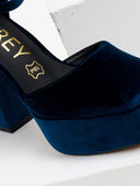 Γόβες velvet με μπαρέτα AZAREY