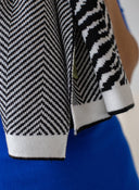 Κασκόλ με σχέδιο και διχρωμία - Λευκό/Μαύρο - thefashionproject.gr - The Fashion Project