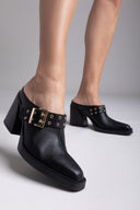 Leather Clogs with Buckle TFP - Μαύρο - thefashionproject.gr - TFP