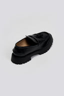 Loafers chunky με κρόσσια CORINA - Μαύρο - thefashionproject.gr - CORINA