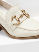 Loafers δερμάτινα με τακούνι Carmela 161127 - Πάγου - thefashionproject.gr - CARMELA