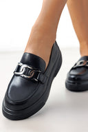 Loafers flatforms με αγκράφα