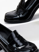 Loafers λουστρίνι με ψηλό τακούνι