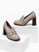Loafers λουστρίνι με ψηλό τακούνι - Πάγου - thefashionproject.gr - Ideal shoes