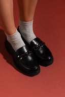 Loafers με αλυσίδα 
