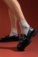 Loafers με αλυσίδα 