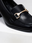 Loafers με μεταλλικό στοιχείο