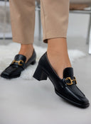 Loafers με τακούνι