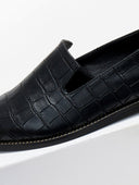 Loafers μυτερά με ανάγλυφο pattern Estil - Μαύρο - thefashionproject.gr - Estil