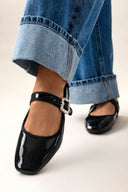 Μπαλαρίνες λουστρίνι με μπαρέτα ERYNN - Μαύρο - thefashionproject.gr - ERYNN