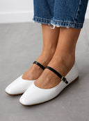 Μπαλαρίνες λουστρίνι TFP - Λευκό - thefashionproject.gr - TFP