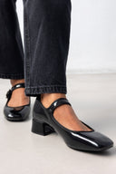 Μπαλαρίνες Mary Janes λουστρίνι με σιρίτι - Μαύρο - thefashionproject.gr - BOTEGGA 22