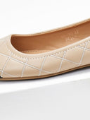 Μπαλαρίνες με καπιτονέ σχέδιο Erynn - Μπεζ - thefashionproject.gr - ERYNN