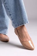 Μπαλαρίνες μυτερές λουστρίνι Estil - Nude - thefashionproject.gr - Estil - 23619004003