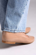 Μπαλαρίνες μυτερές λουστρίνι Estil - Nude - thefashionproject.gr - Estil - 23619004003