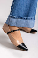 Μπαλαρίνες μυτερές με λουράκι - Μπεζ - thefashionproject.gr - ERYNN