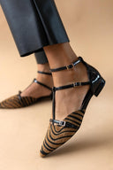Μπαλαρίνες μυτερές με ponyskin TFP - Μαύρο/Μπεζ - thefashionproject.gr - TFP