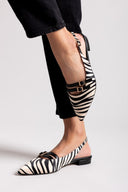Μπαλαρίνες μυτερές με print TFP - Μπεζ/Μαύρο - thefashionproject.gr - TFP