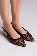 Μπαλαρίνες μυτερές σατέν με print ERYNN - Leopard - thefashionproject.gr - ERYNN - 23792032002