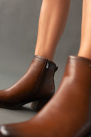 Μποτάκια αστραγάλου με τακούνι - Ταμπά - thefashionproject.gr - La Coquette