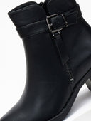 Μποτάκια casual με εξωτερικό φερμουάρ - Μαύρο - thefashionproject.gr - MIRA & MAX