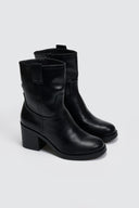 Μποτάκια casual με τακούνι - Μαύρο - thefashionproject.gr - MARQUIIZ