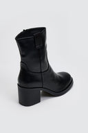 Μποτάκια casual με τακούνι - Μαύρο - thefashionproject.gr - MARQUIIZ