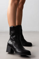 Μποτάκια casual με τακούνι - Μαύρο - thefashionproject.gr - MARQUIIZ