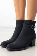 Μποτάκια casual με τακούνι - Μαύρο - thefashionproject.gr - The Fashion Project