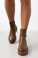 Μποτάκια chelsea με chunky σόλα - Τάουπε - thefashionproject.gr - The Fashion Project