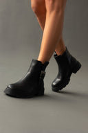 Μποτάκια chelsea με λάστιχο και τοκά ERYNN - Μαύρο - thefashionproject.gr - ERYNN