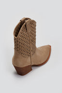 Μποτάκια cowboy με διάτρητο σχέδιο CORINA - Μπεζ - thefashionproject.gr - CORINA