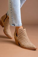 Μποτάκια cowboy με πλεκτό σχέδιο CORINA - Μπεζ - thefashionproject.gr - CORINA
