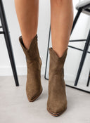 Μποτάκια suede cowboy με στρας Belucci - Χακί - thefashionproject.gr - Bellucci