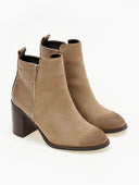 Μποτάκια suede με ανάγλυφο pattern Erynn