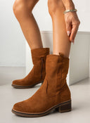 Μποτάκια suede με εξωτερική ραφή - Ταμπά - thefashionproject.gr - MIRA & MAX