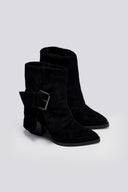 Μποτάκια suede με γύρισμα και τοκά 