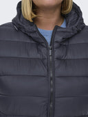 Μπουφάν puffer αμάνικο Carmakoma Plus size 15295929 - Μαύρο - thefashionproject.gr - CARMAKOMA