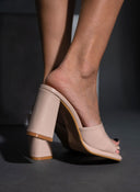 Mules ανοιχτά με φάσα - Nude - thefashionproject.gr - CM Paris