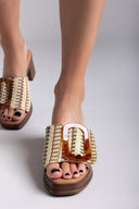 Mules από ψάθα με εφέ τοκά Refresh 172522 - Μπεζ - thefashionproject.gr - Refresh