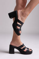 Mules δερμάτινα με ανοίγματα Estil - Μαύρο - thefashionproject.gr - Estil - 23588002003