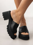 Mules δερμάτινα με chunky σόλα Ragazza 01243 - Μαύρο - thefashionproject.gr - RAGAZZA