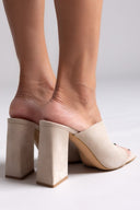 Mules καστόρινα με δάκτυλο Tfp - Μπεζ - thefashionproject.gr - TFP